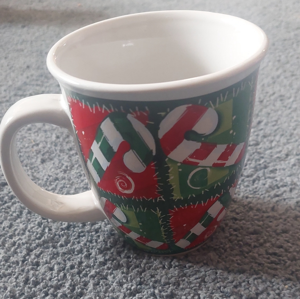 Royal Norfolk Candy Cane Design Christmas Coffee Cup Mug 8 oz.